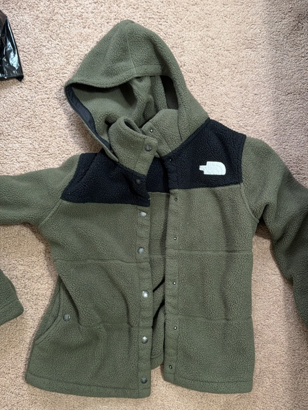 The North Face Olive & Black Hooded Fleece Jacket - Kids